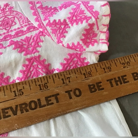 New w/tags THML Shirt Top Size Medium Bohemian Peasant Pink White Embroidered - Picture 4 of 5